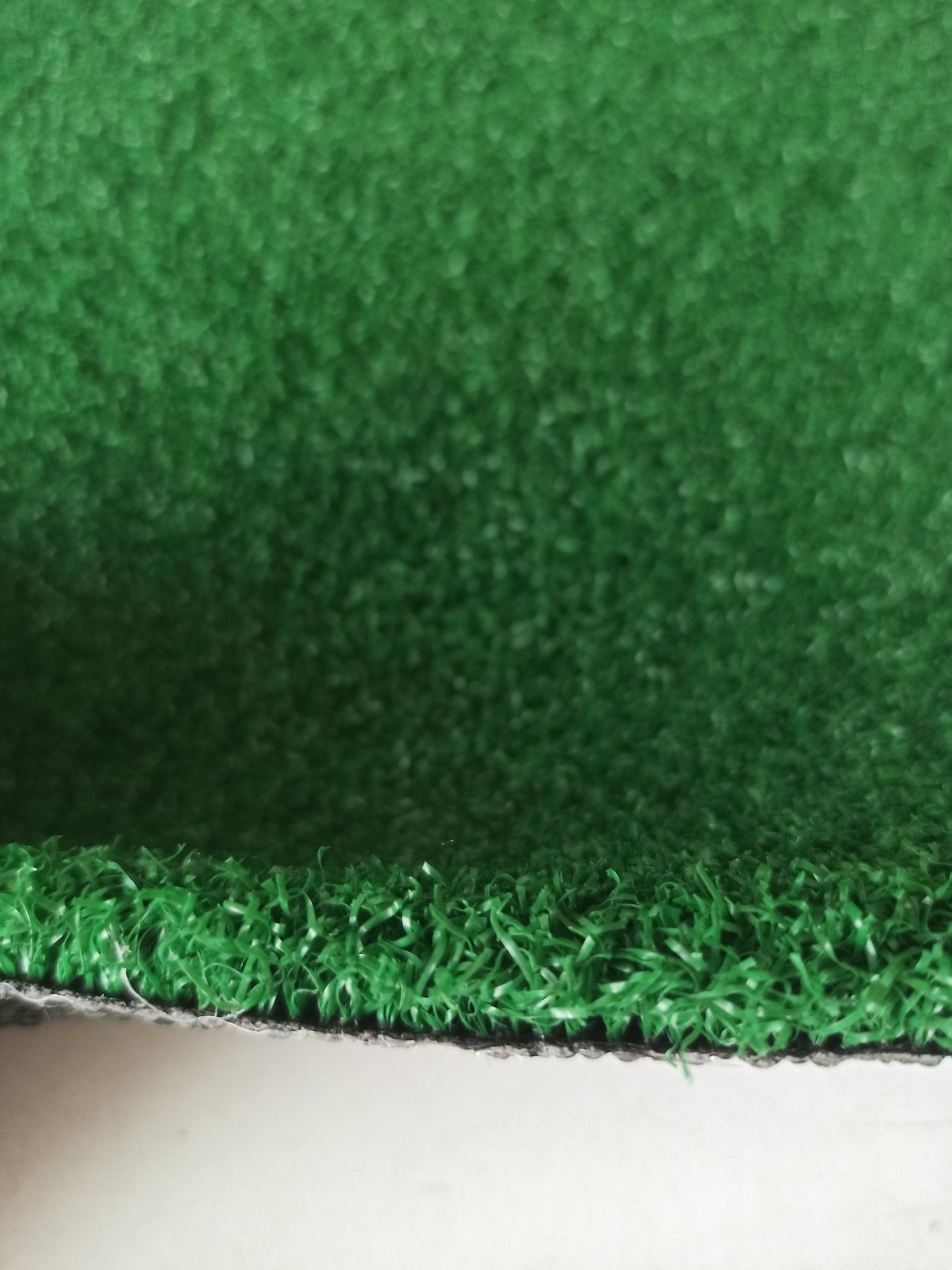 Indoor batting cage turf